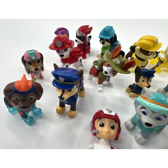 Paw Patrol Pups Dogs Figures Lot of 15 Mini Chase Marshall Ryder Mini - Picture 10 of 11